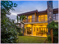 Exterior views of Baluwatu